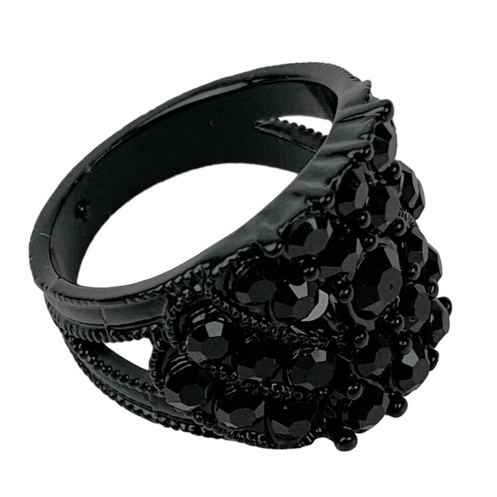 Guess Jet Black Ring - Picture 2 of 2